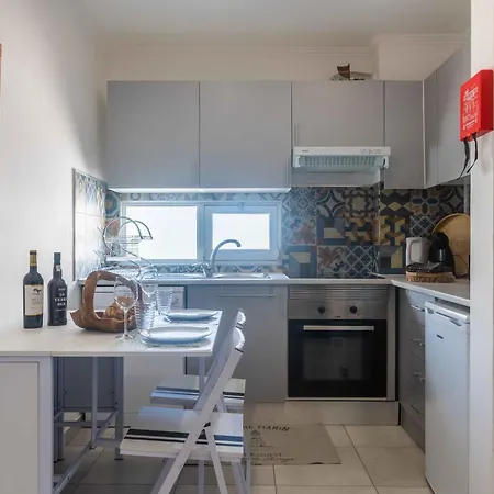 Apartment White T1 - Ocean View