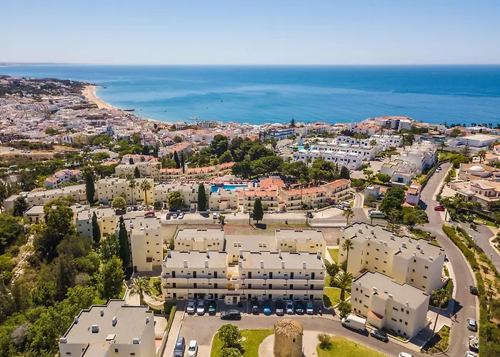 White T1 - Ocean View Albufeira