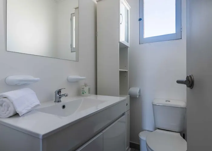 Apartment White T1 - Ocean View