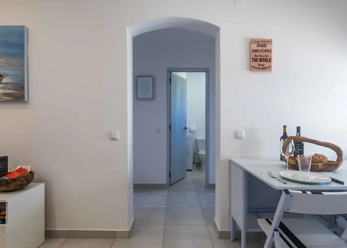 White T1 - Ocean View Apartment Albufeira